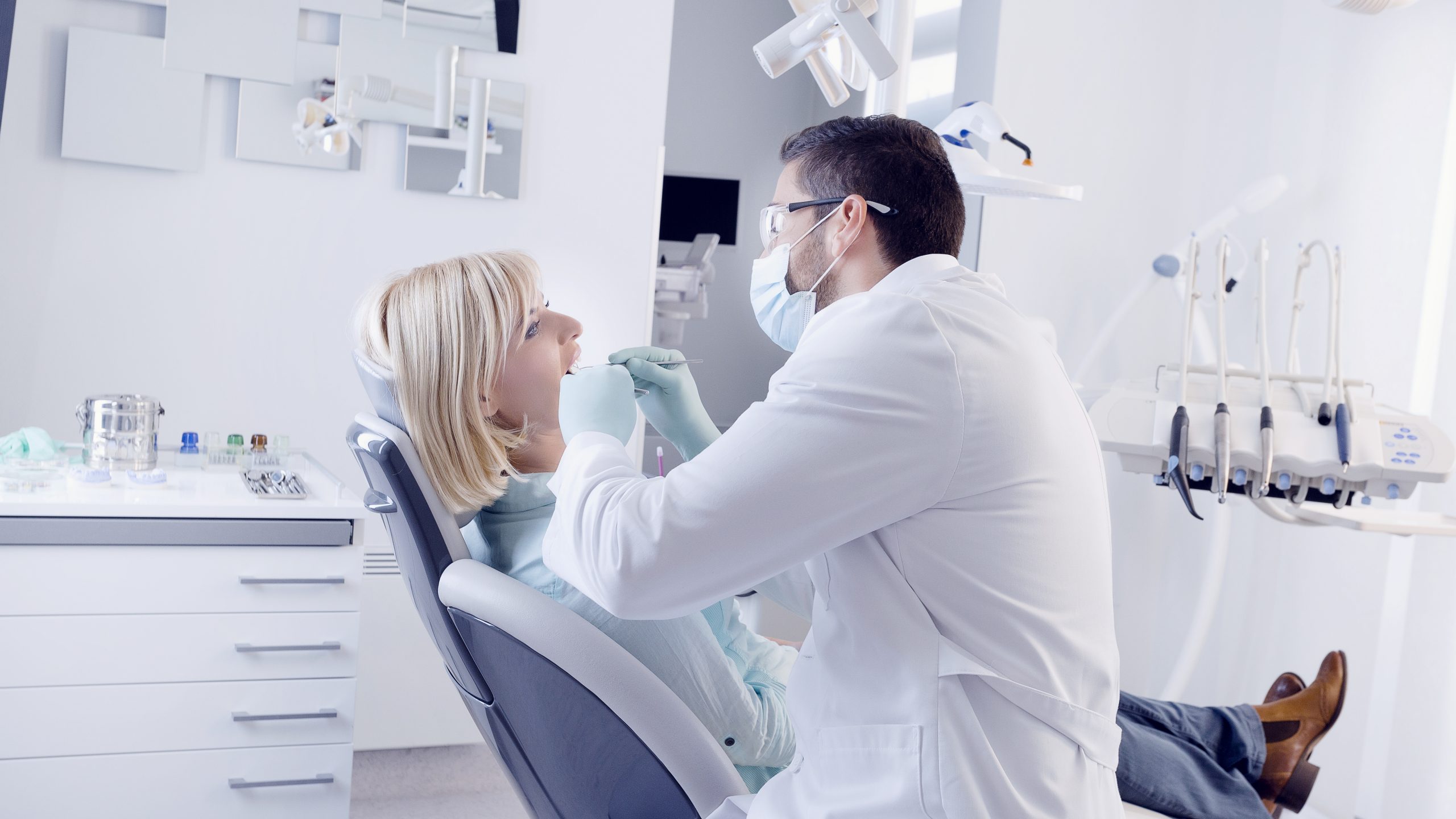 Dentist in Thousand Palms, CA