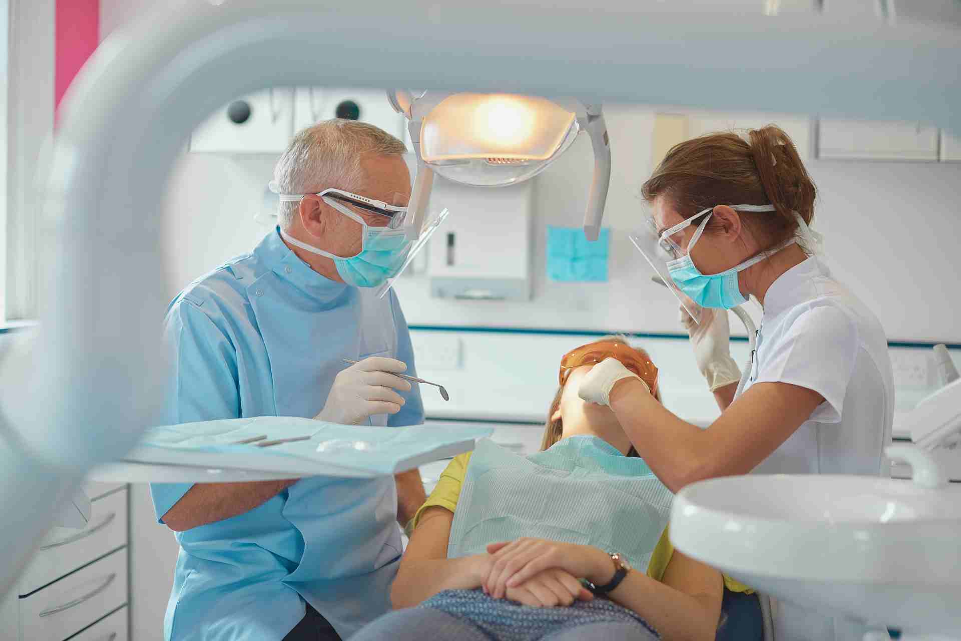 Dentist in Thousand Palms, CA